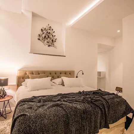 Flores Garden Вилла *