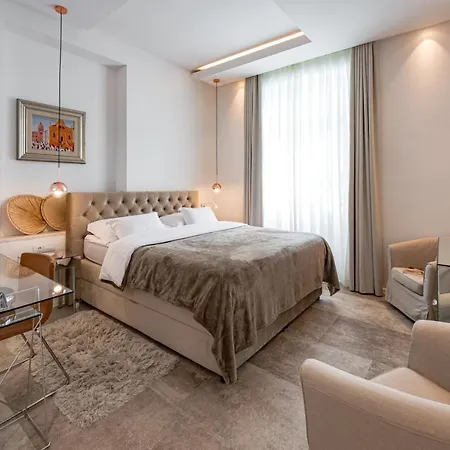 Вилла Flores Garden