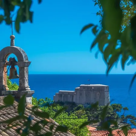 Flores Garden Вилла