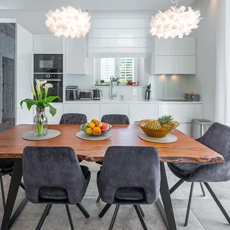 Flores Garden * ドゥブロブニク