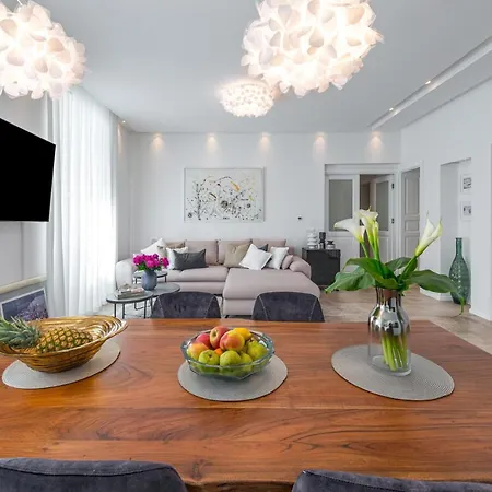 Flores Garden ヴィラ *