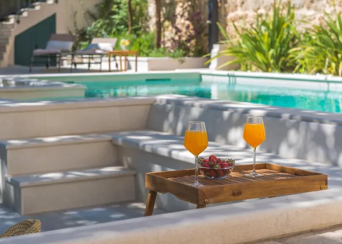 וילה Flores Garden *