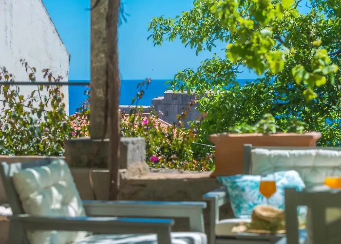 Flores Garden דוברובניק