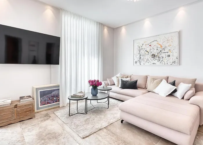 Flores Garden וילה *